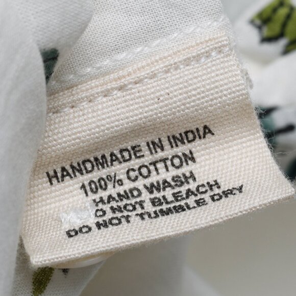 V de Vinster White & Green Oversized Palm Tree Print Tunic - Picture 11 of 12